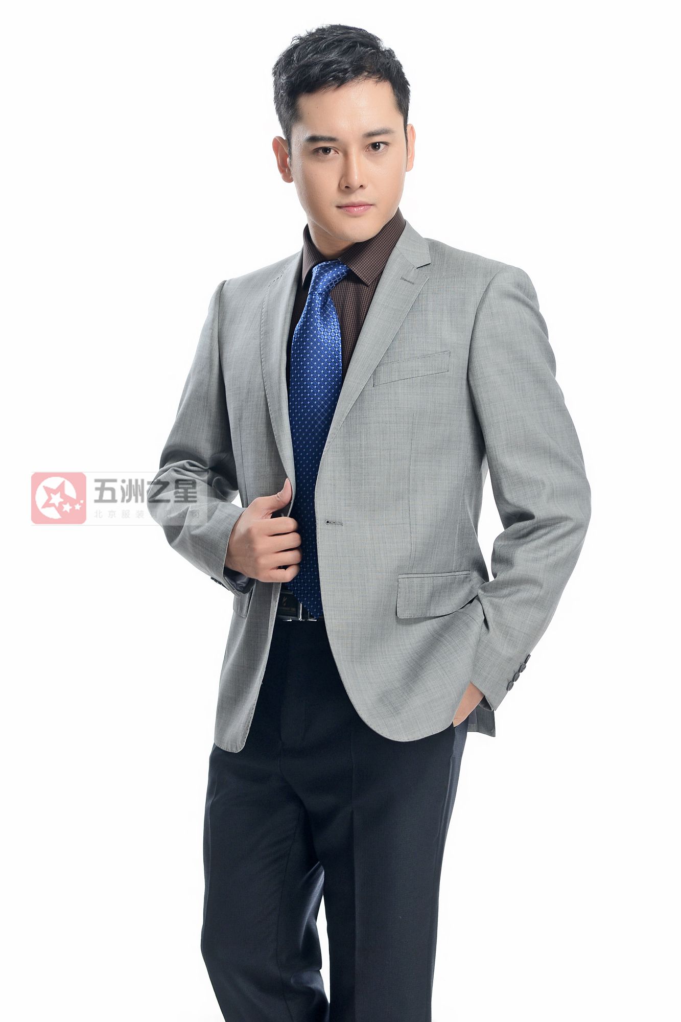 淺灰色單?？勰锌盥殬I(yè)工作服定做模特圖片